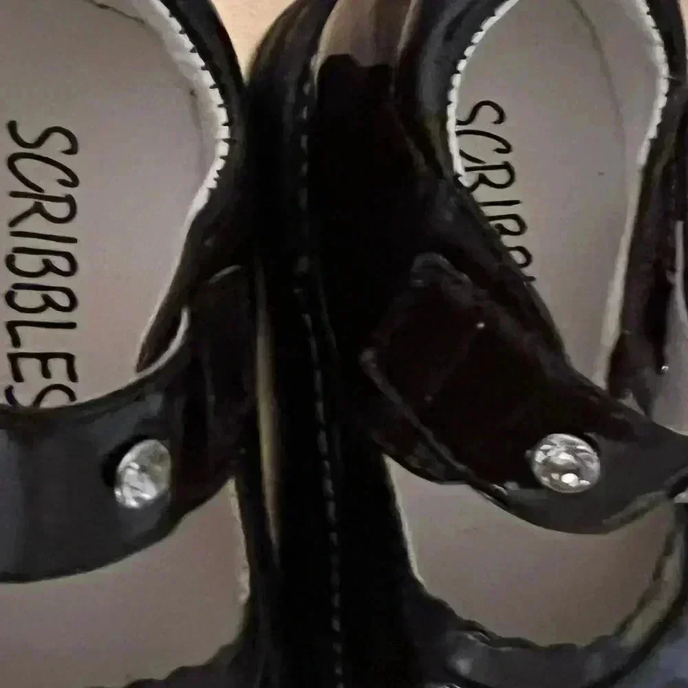 LITTLE GIRLS SCRIBBLES BROWN PATENT:RHINESTONE SZ 8